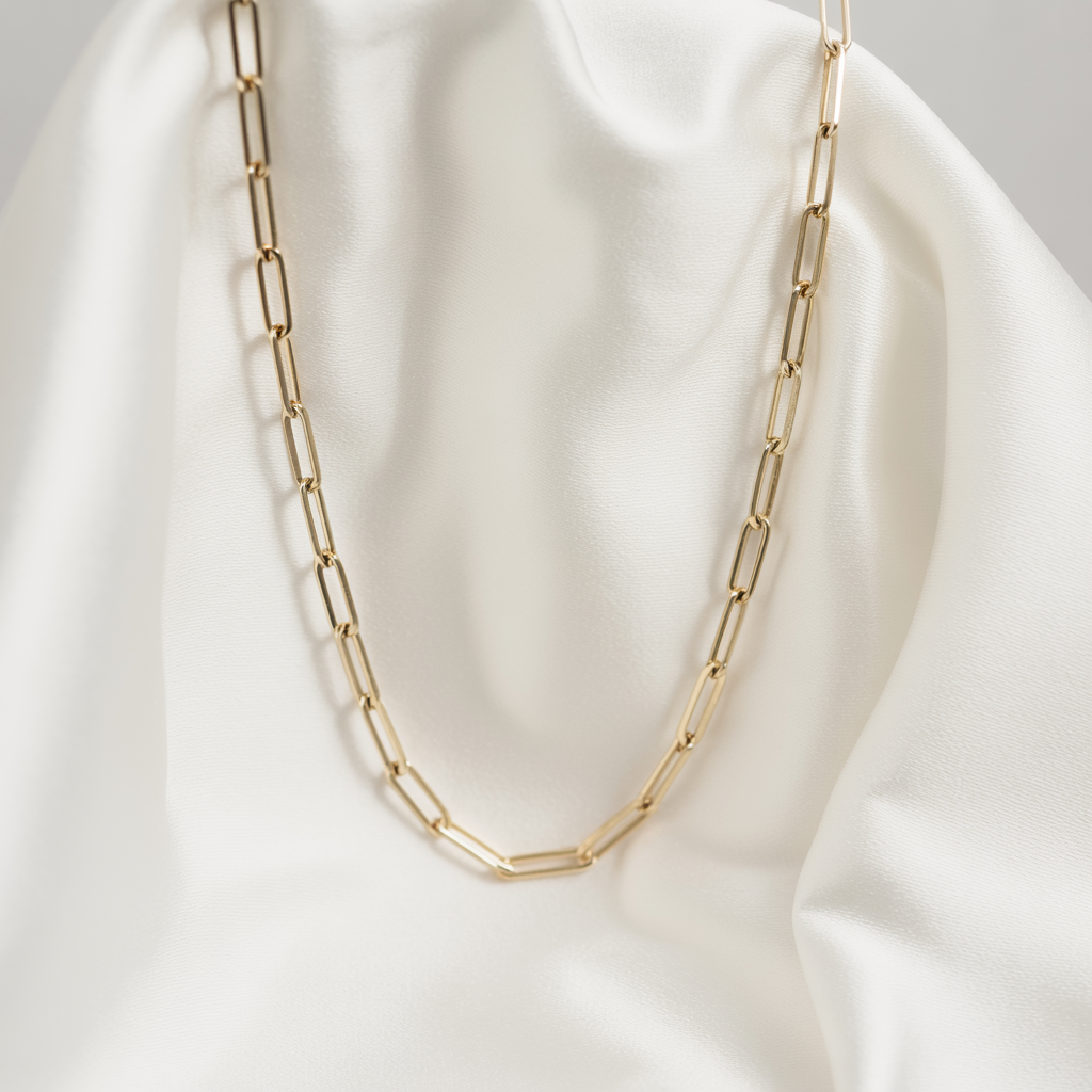 Modern Minimalism, Everyday Style Paperclip Chain Necklace